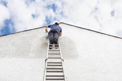 Peinture extérieure à Nyer — façades et ravalement